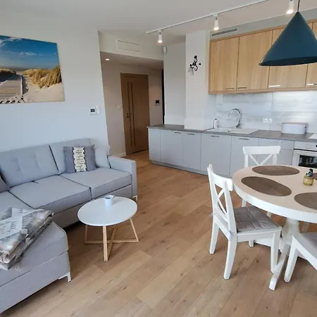 Hotel Port Krynica Rybacka 98