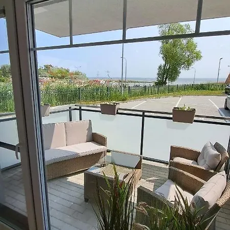 Port Krynica Rybacka 98 * Krynica Morska